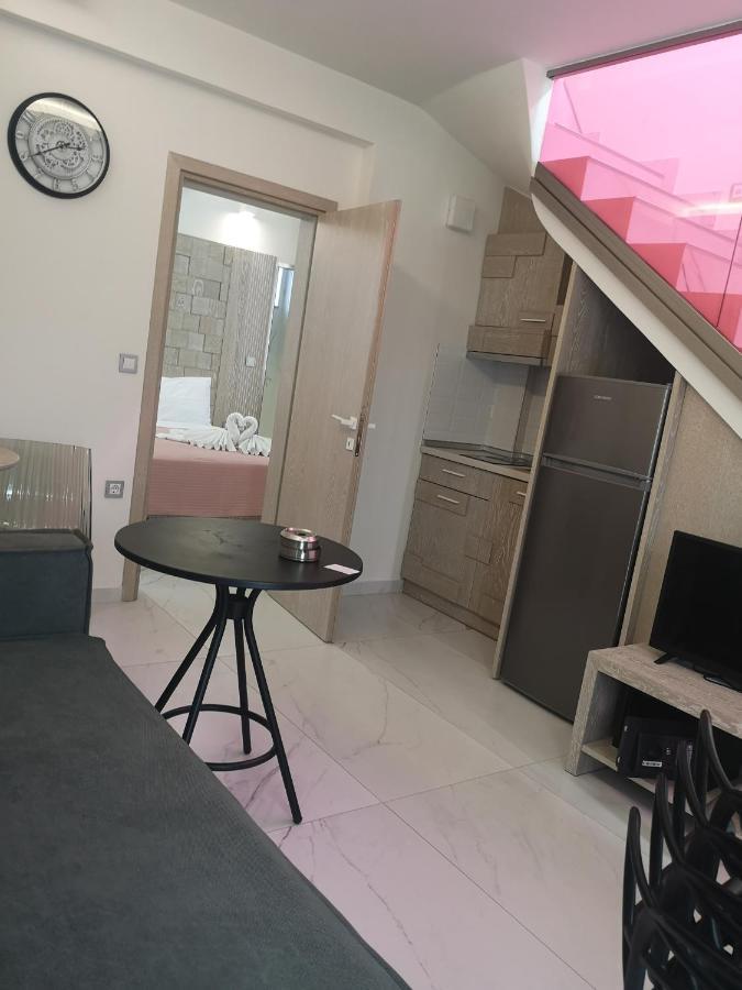 Amalia Deluxe Villas Vrasná Kültér fotó
